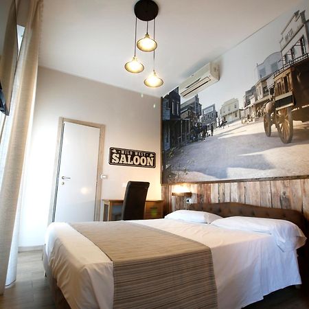 Hotel Fabrizio リミニ エクステリア 写真