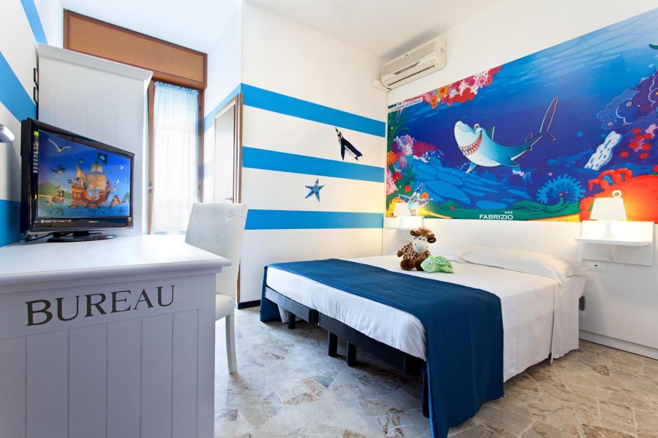 Hotel Fabrizio リミニ 部屋 写真